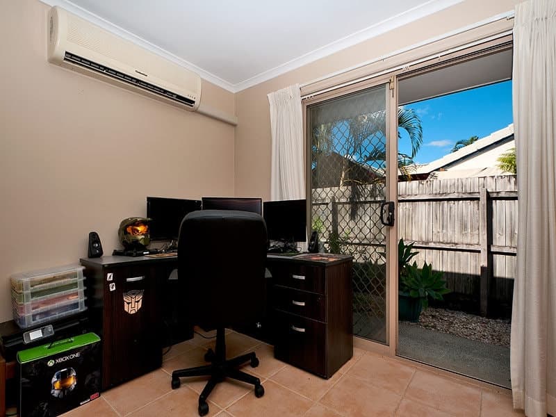1 Greaves Court, CARRARA  QLD  4211, Carrara - Thumbnail 5