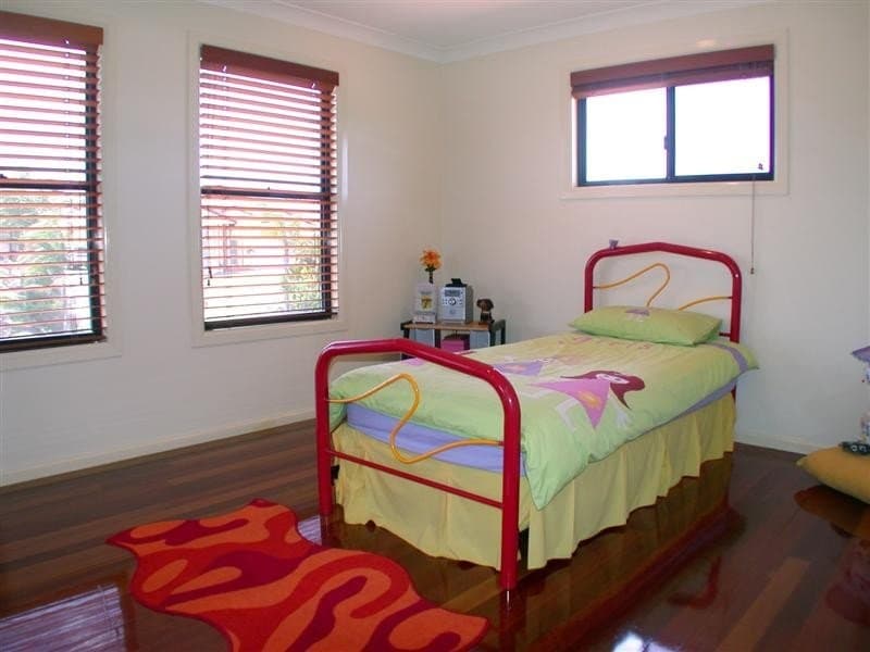 54 Hastings Crescent, CARRARA  QLD  4211, Carrara - Thumbnail 7