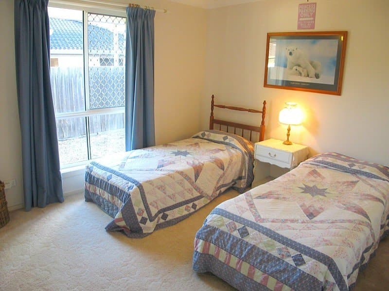 31 Hastings Crs, CARRARA  QLD  4211, Carrara - Thumbnail 3