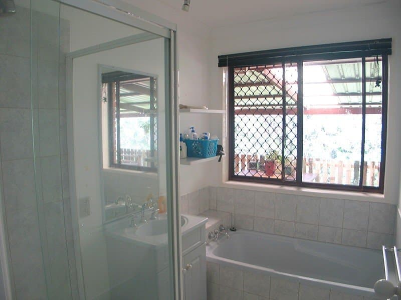 20 Rushworth Street, WORONGARY  QLD  4213, Worongary - Thumbnail 2