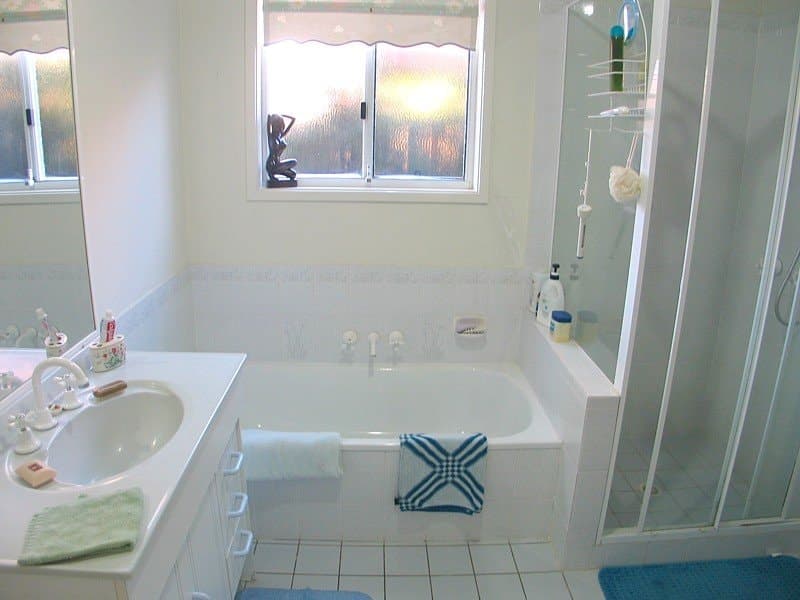 26 Hastings Crs, CARRARA  QLD  4211, Carrara - Thumbnail 2