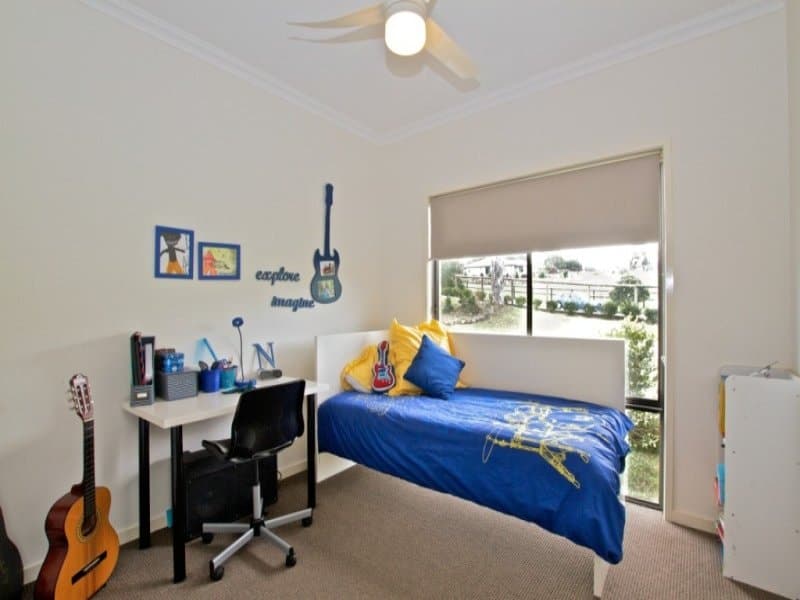 17 Pyrus Court, GILSTON  QLD  4211, Gilston - Thumbnail 2