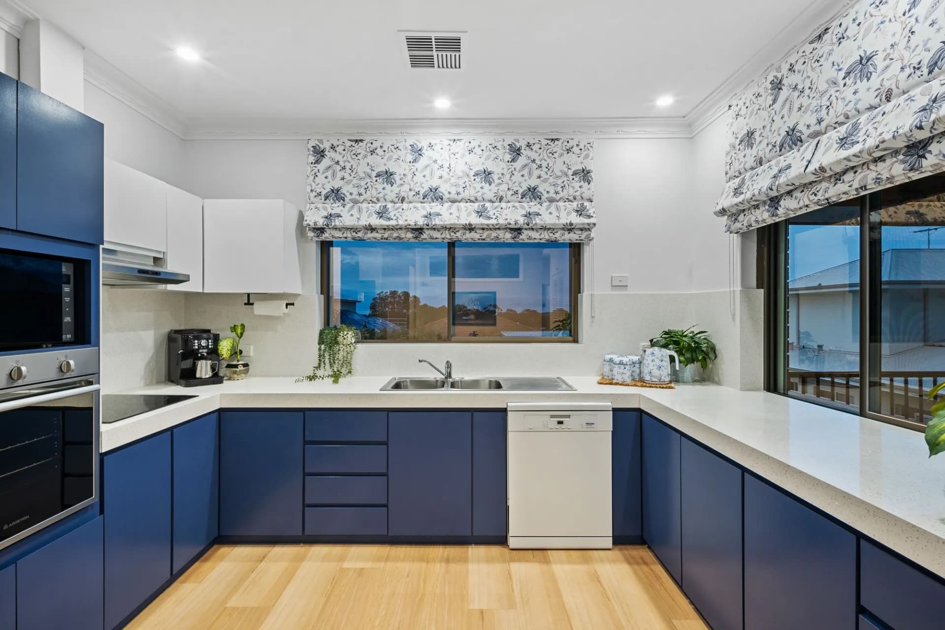17 Aumerle Way, Spearwood, WA, Spearwood - Thumbnail 4