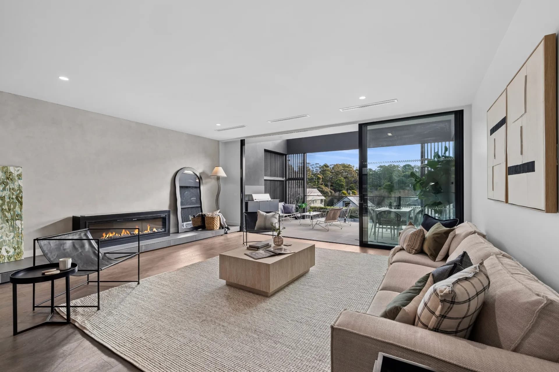 Unit 2/25 King Street, Daylesford, VIC, Daylesford - Thumbnail 3