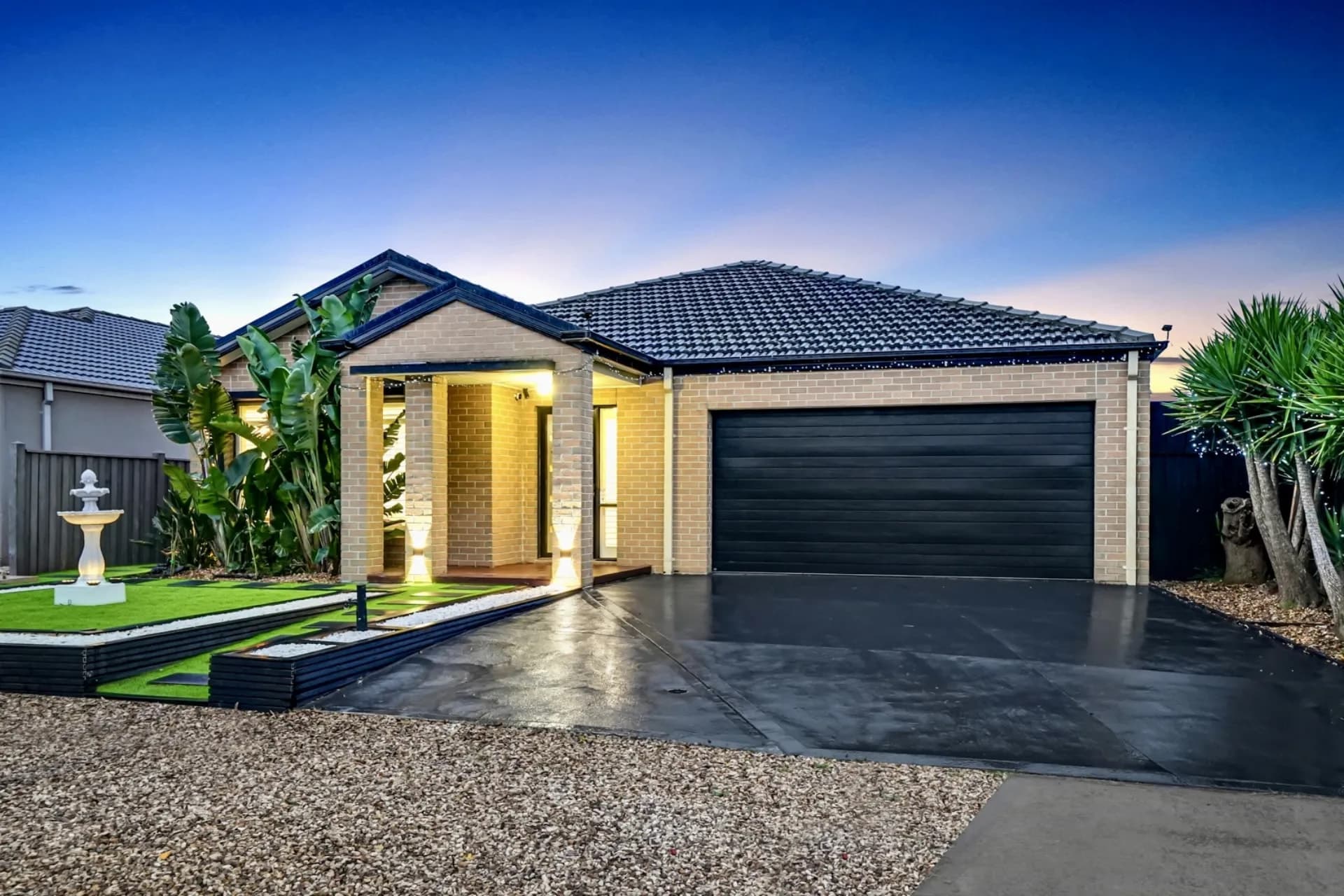 10  Grebe  Way, Williams Landing, VIC, Williams Landing - Thumbnail 2