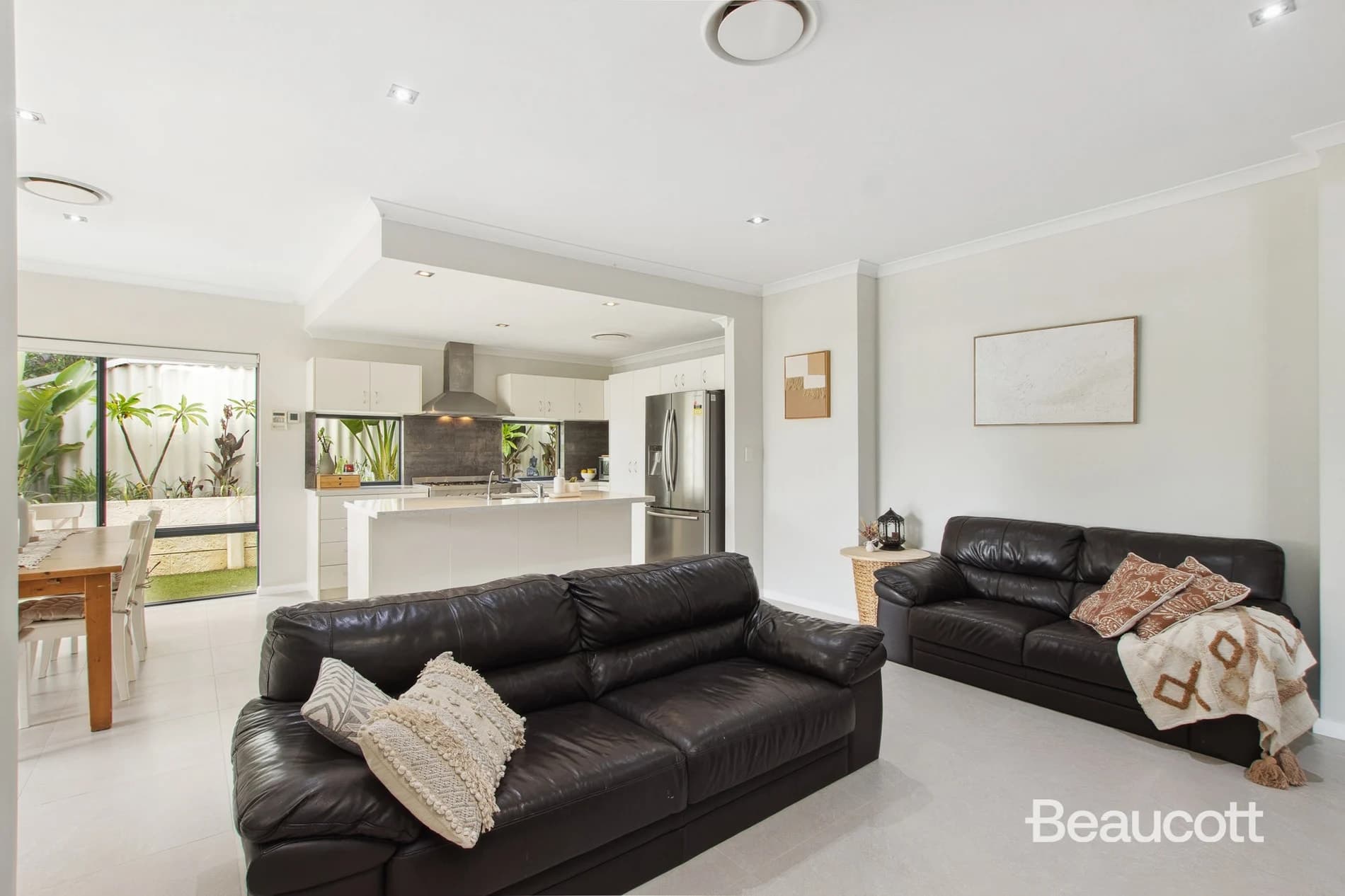 6/27 Falkirk Avenue, MAYLANDS WA 6051, Embleton - Thumbnail 2