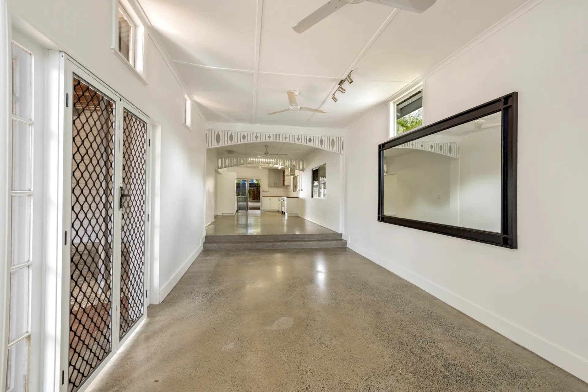 57 Kamerunga Road, Stratford, QLD, Stratford - Thumbnail 4