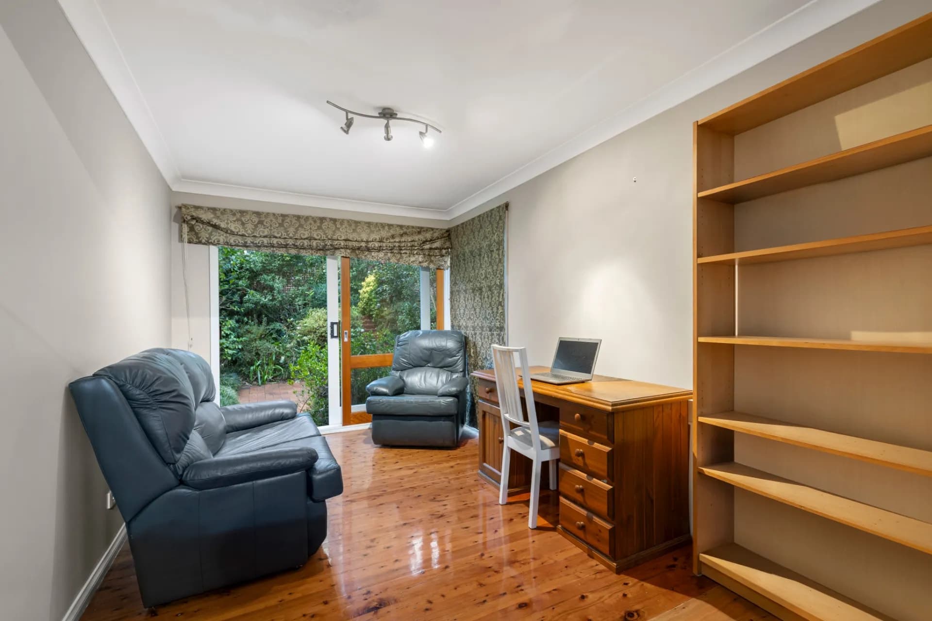 48 Valley Road, Hornsby, NSW, Hornsby - Thumbnail 5