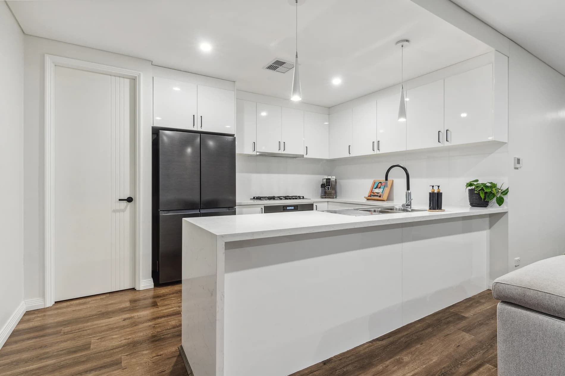 6/27 Falkirk Avenue, MAYLANDS WA 6051, Bedford - Thumbnail 3