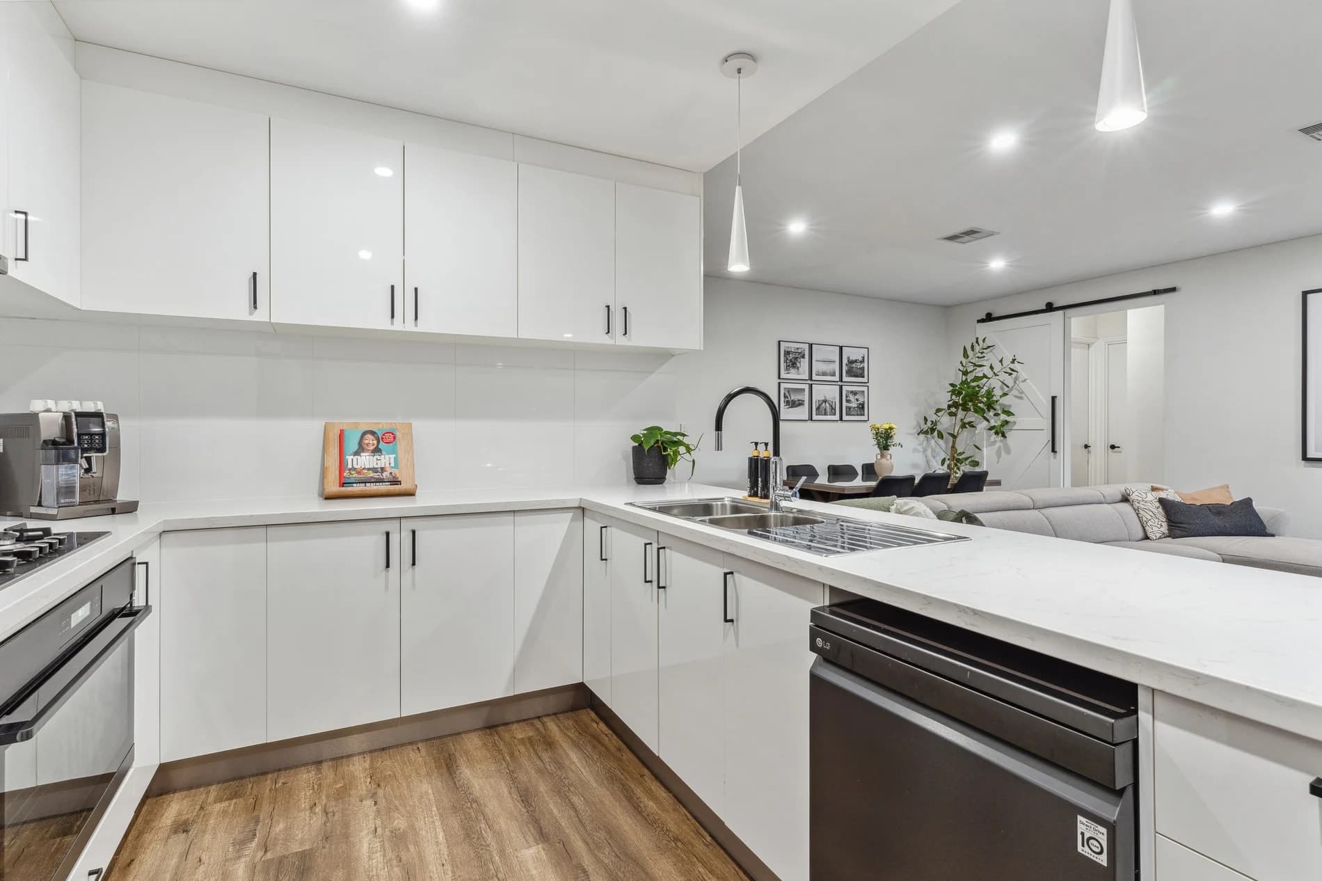 6/27 Falkirk Avenue, MAYLANDS WA 6051, Bedford - Thumbnail 4