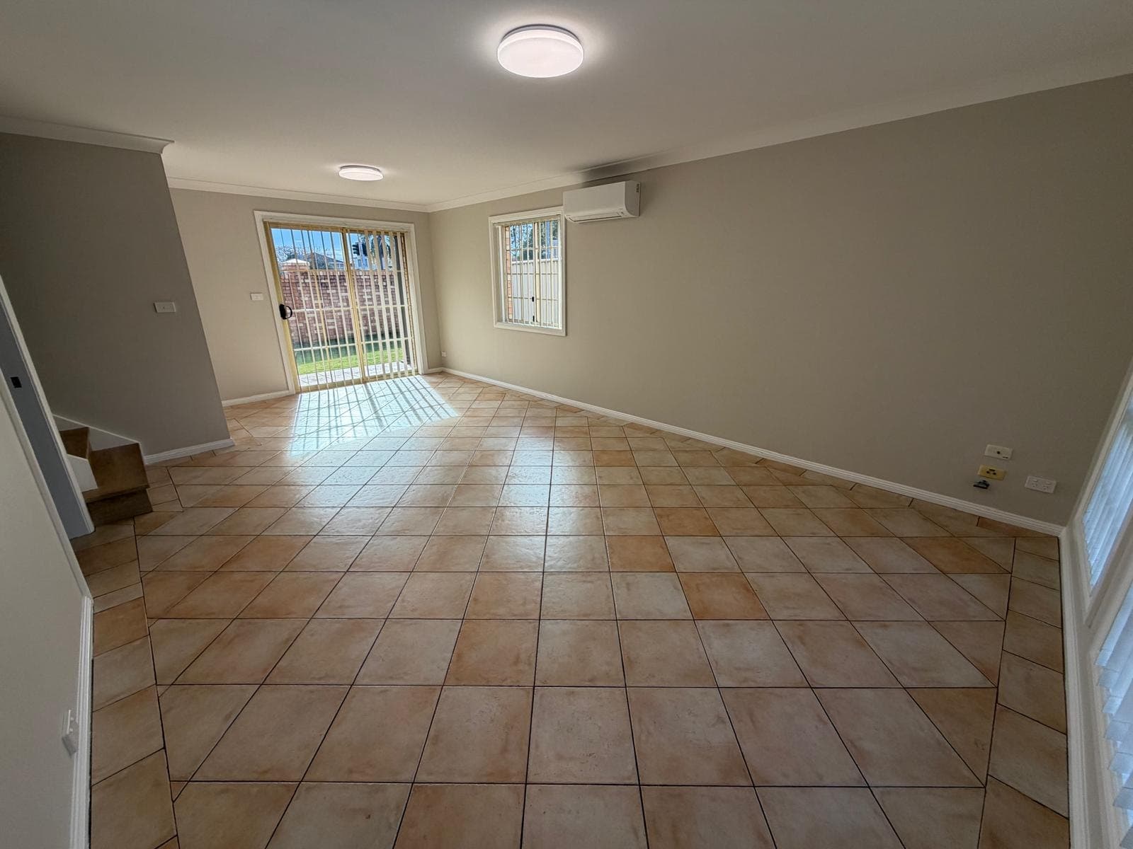 7/1 Lions Ave Lurnea, Townhouse for Rent, Lurnea - Thumbnail 4