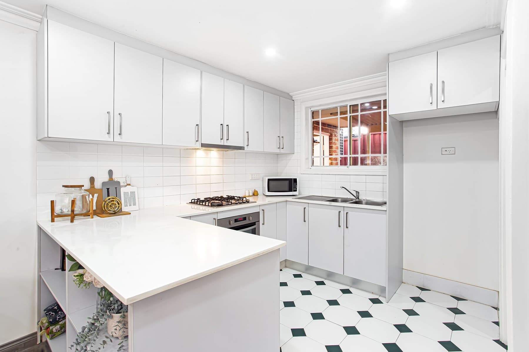 2/29-31 Cornwall Road Auburn, Villa for Rent, Auburn - Thumbnail 3