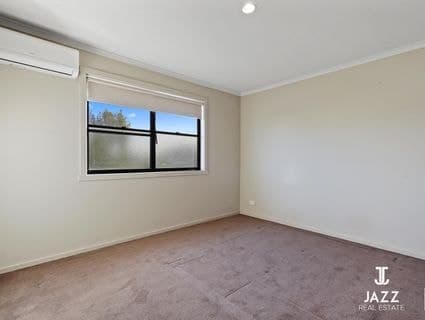 9 Sunny Lane, Point Cook - Thumbnail 8