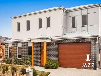 1/32 La Rochelle Boulevard, Point Cook - Image 1
