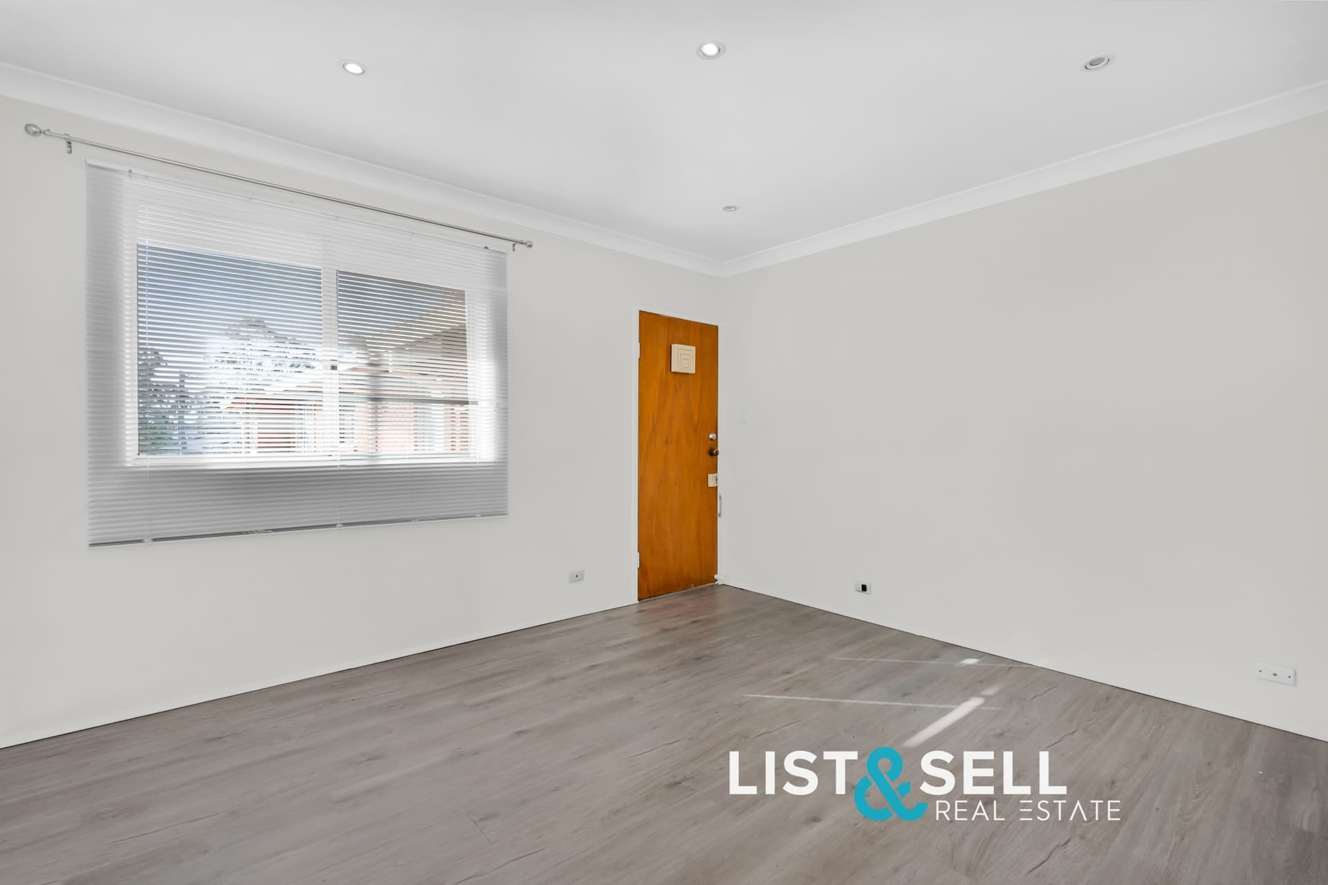 9/25 Trafalgar Street, Glenfield, NSW 2167, Glenfield - Thumbnail 2