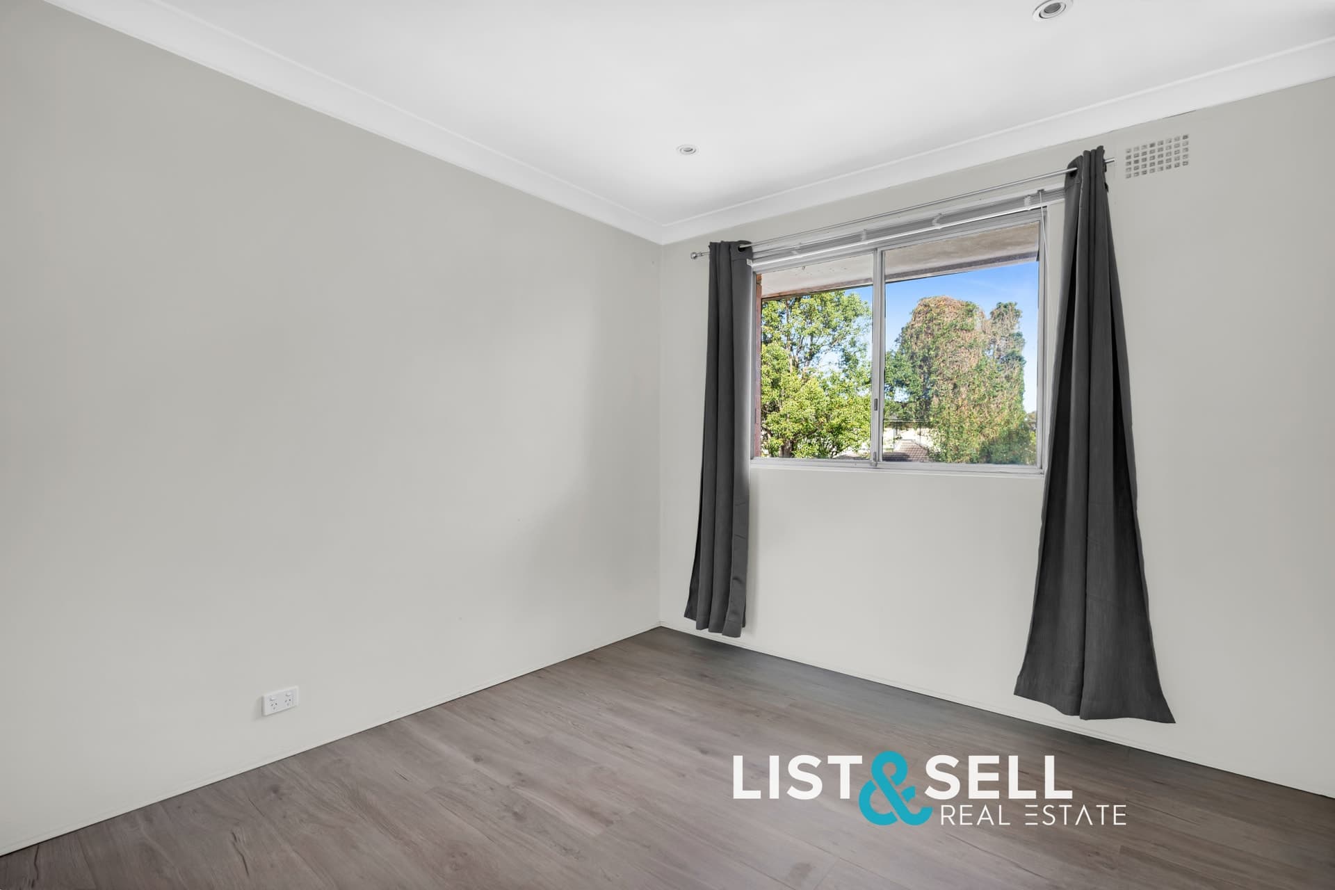 9/25 Trafalgar Street, Glenfield, NSW 2167, Glenfield - Thumbnail 3