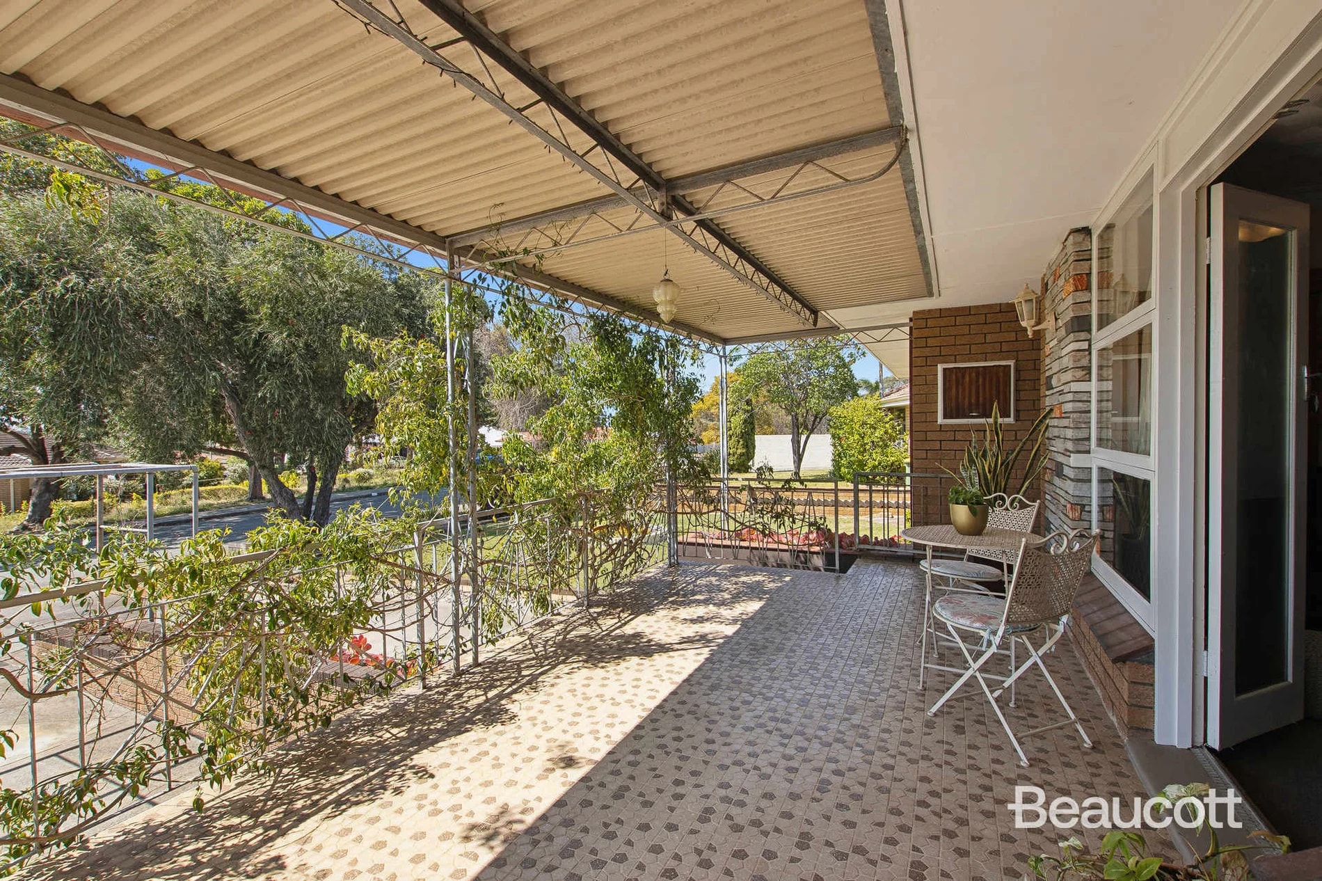 6/27 Falkirk Avenue, MAYLANDS WA 6051, Eden Hill - Thumbnail 2
