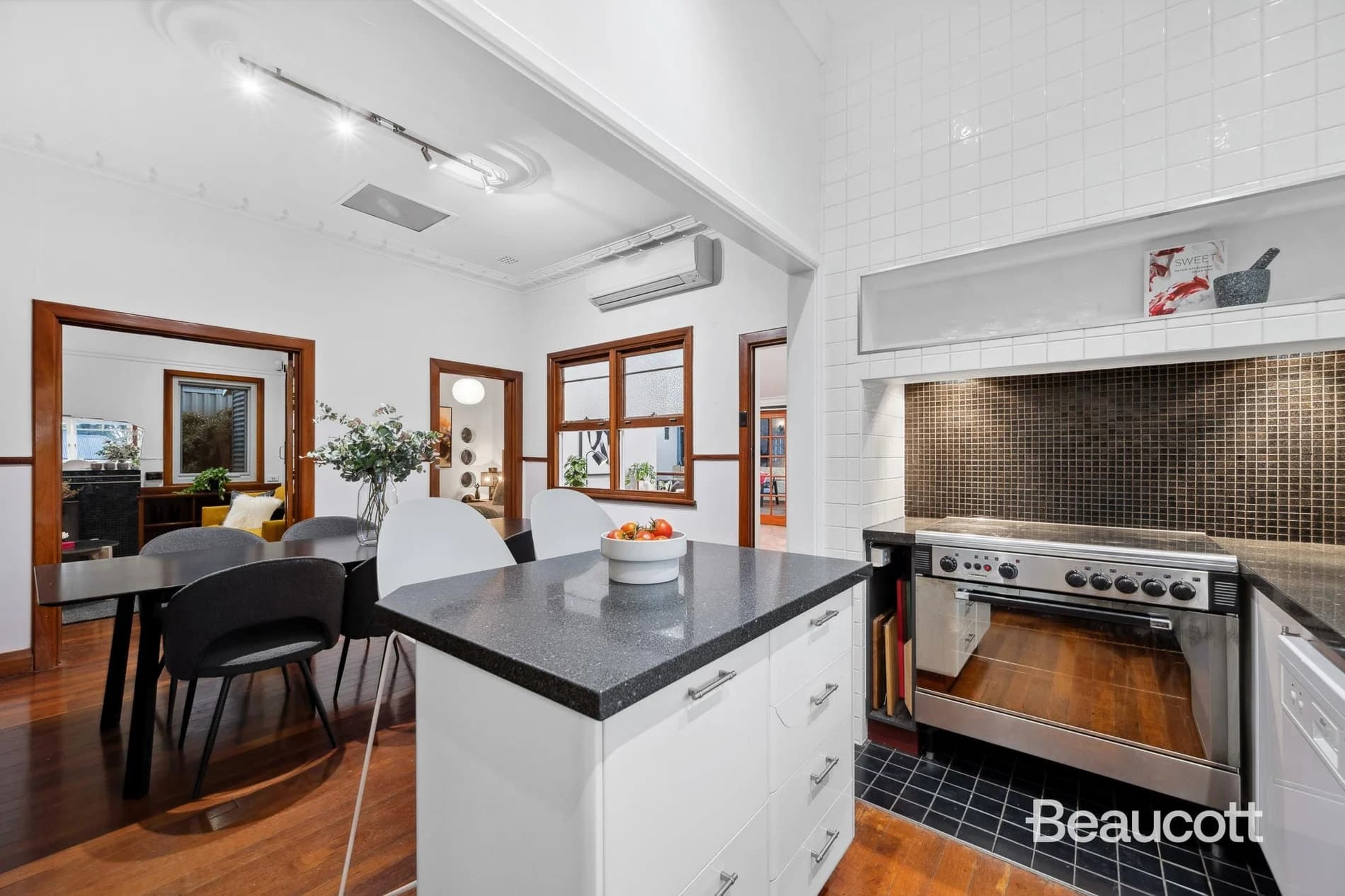 6/27 Falkirk Avenue, MAYLANDS WA 6051, Bayswater - Thumbnail 2