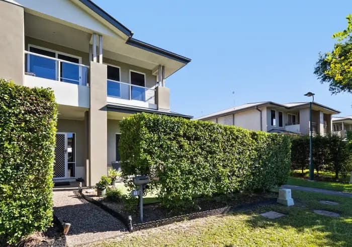 9 Eaton Street, Sippy Downs, Tender - Thumbnail 3