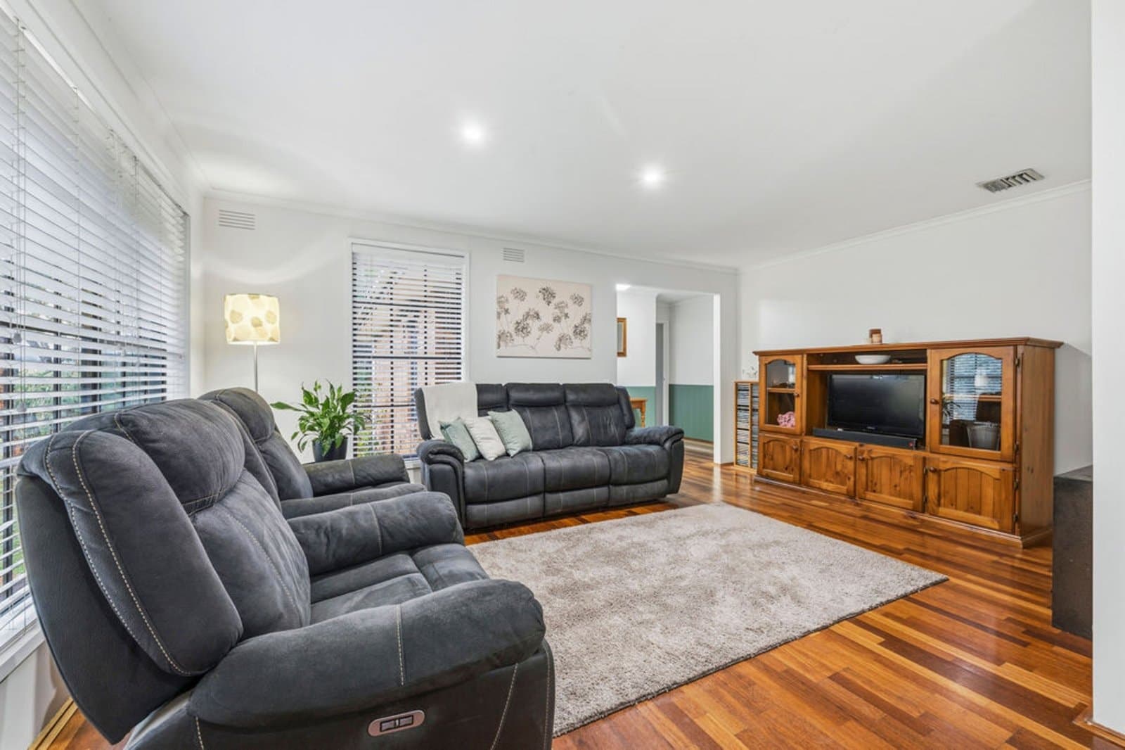 23 Fraser Street, Linton, Linton - Thumbnail 2