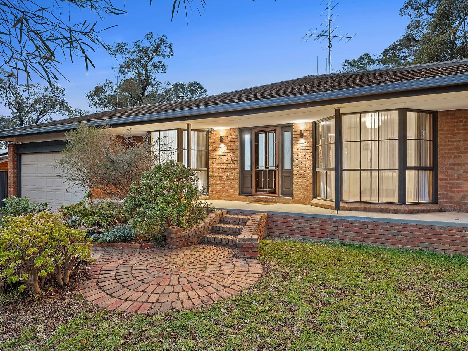 218 North Harley Street, Strathdale, Strathdale - Thumbnail 2