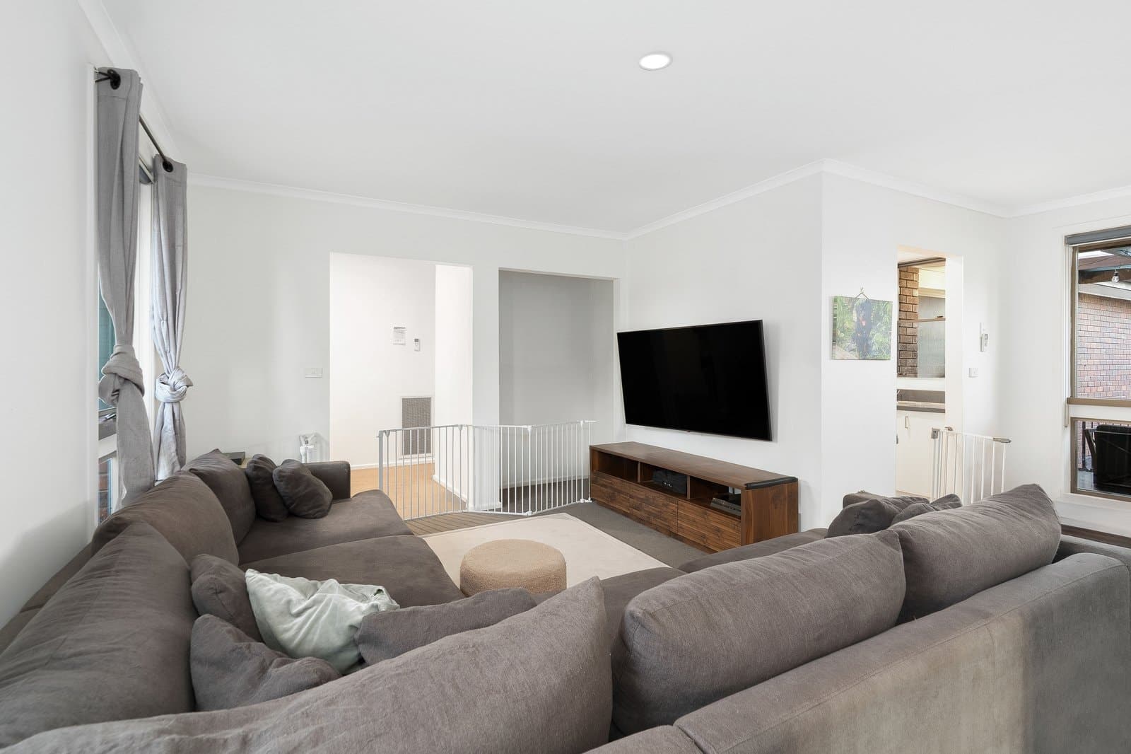 12 Kidman Avenue, Belmont, Belmont - Thumbnail 3
