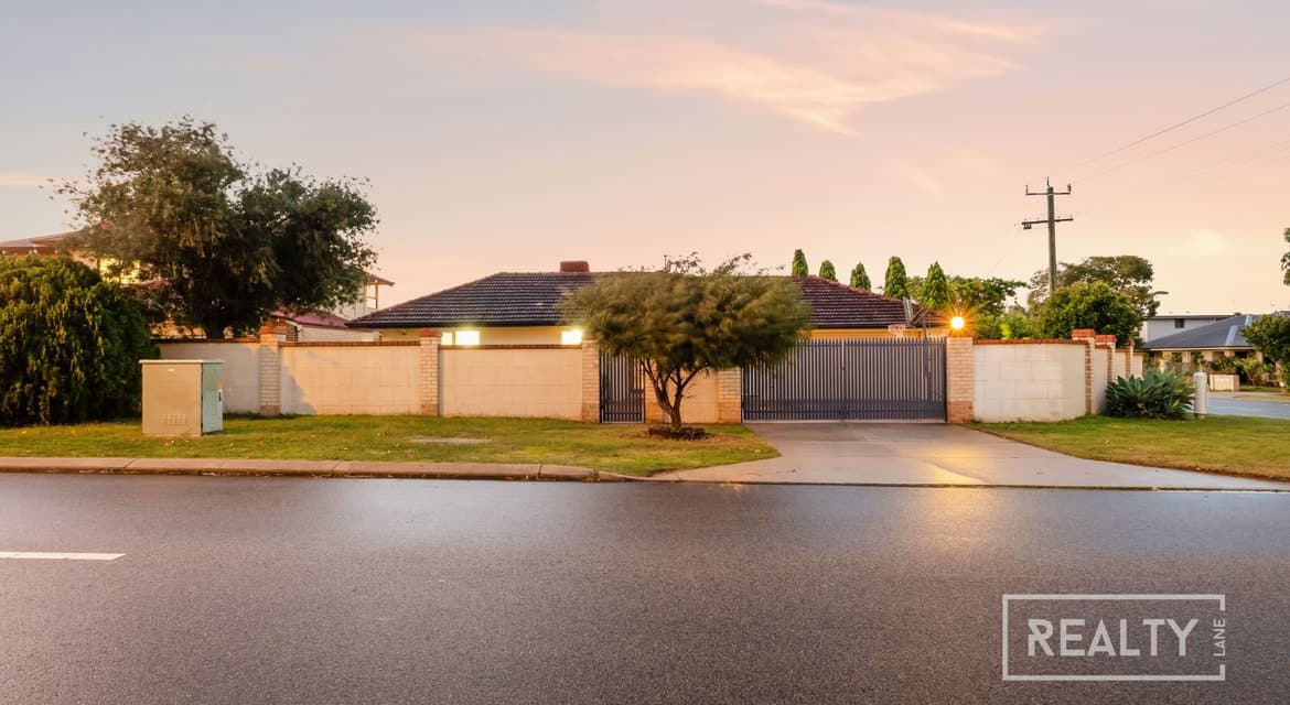 220 Newborough Street, Karrinyup 6018, Karrinyup - Image 1