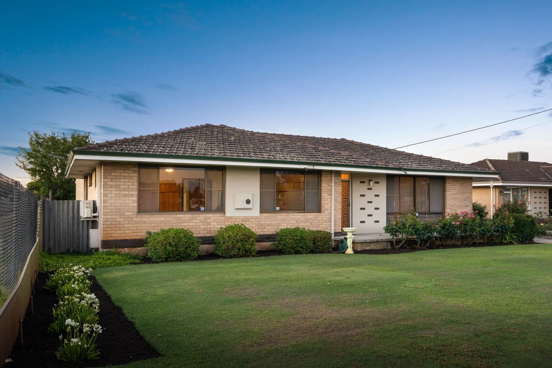 6/27 Falkirk Avenue, MAYLANDS WA 6051, Bedford - Thumbnail 2