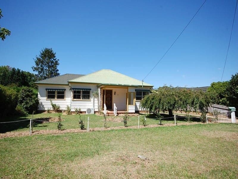 2 Sunset Point Drive, MITTAGONG NSW, Mittagong - Image 1