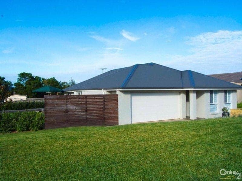 15 Napper Close, MOSS VALE NSW, Moss Vale - Image 1