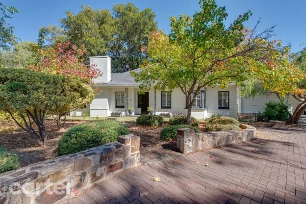 25 Heathpool Road, Heathpool - Image 1