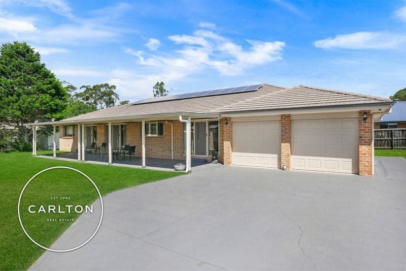 10 Sharnee Close, Hill Top NSW, Hill Top - Image 1