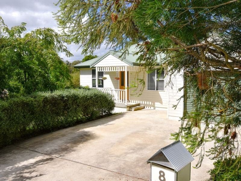 8 Huxley Street, MITTAGONG NSW, Mittagong - Image 1