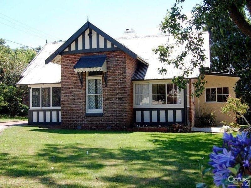 35 Oxley Drive, MITTAGONG NSW, Mittagong - Image 1