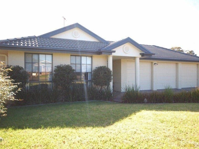9 Sharnee Close, HILL TOP NSW, Hill Top - Image 1