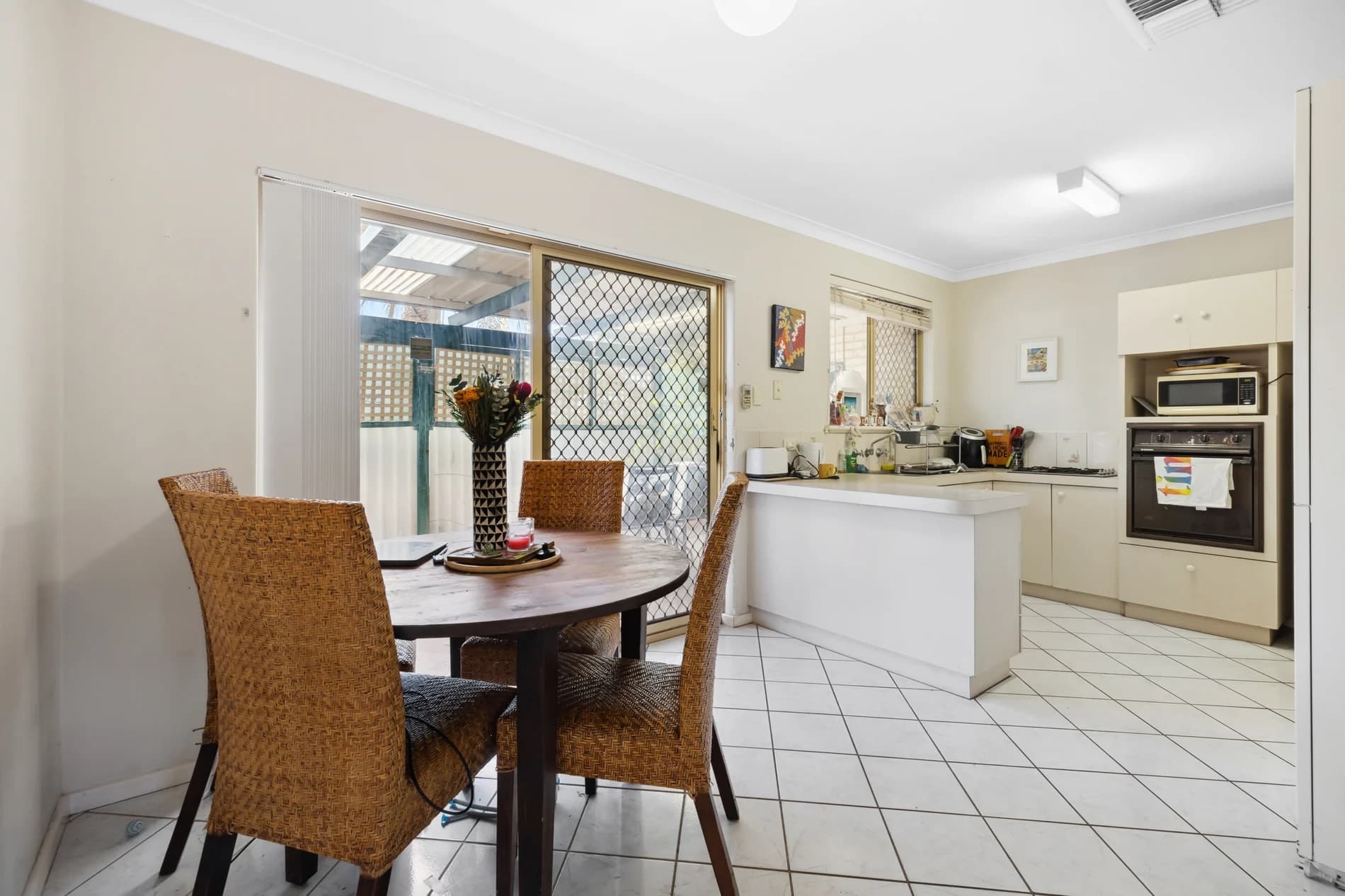6/27 Falkirk Avenue, MAYLANDS WA 6051, Lockridge - Thumbnail 2