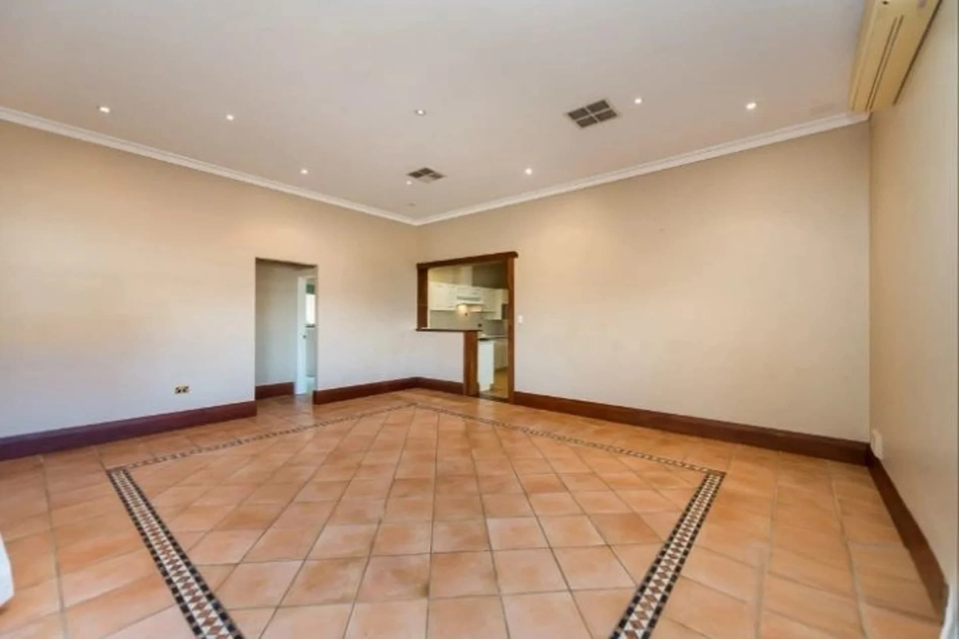 6/27 Falkirk Avenue, MAYLANDS WA 6051, Bedford - Thumbnail 4
