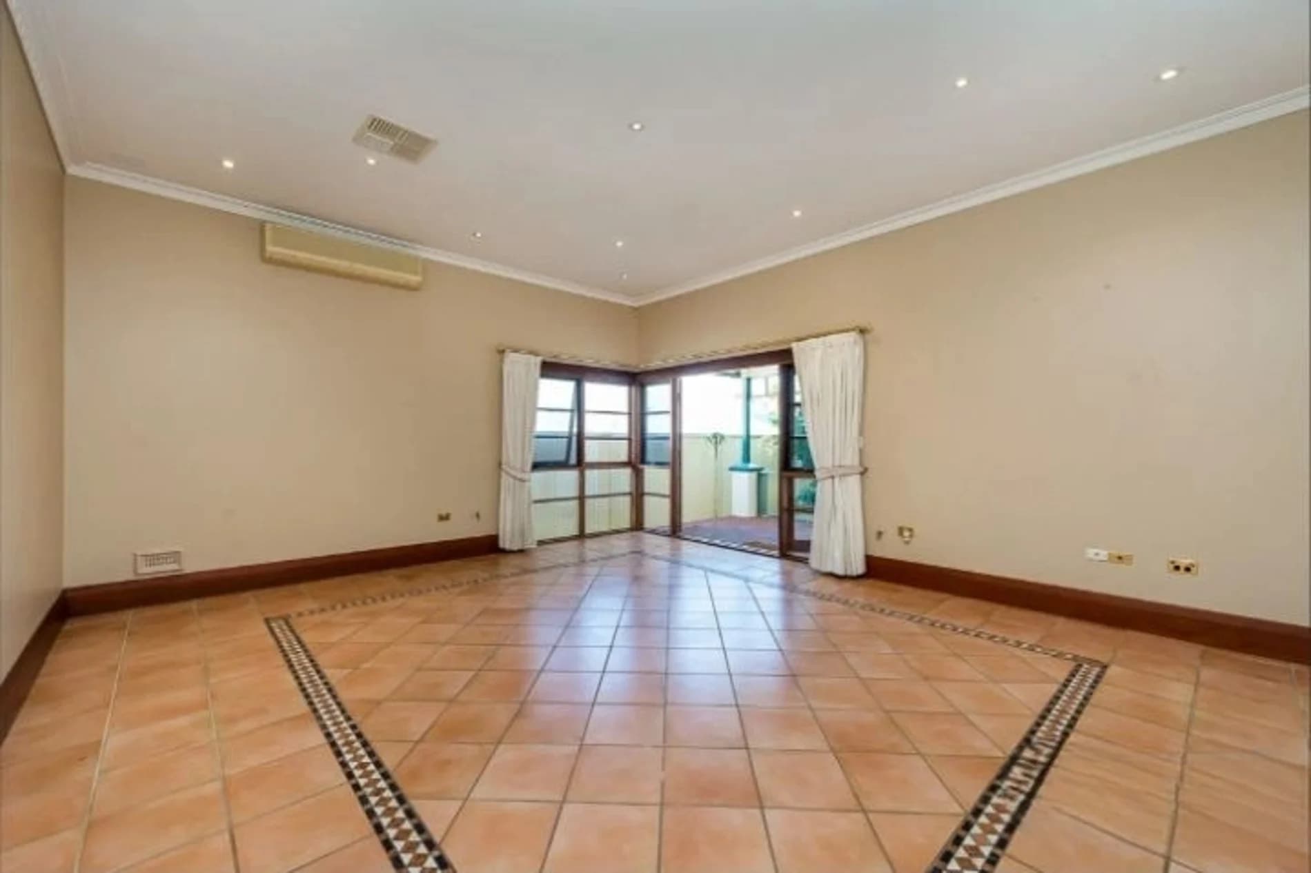6/27 Falkirk Avenue, MAYLANDS WA 6051, Bedford - Thumbnail 5
