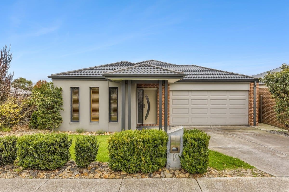 16 Village Green Dr, Leopold, VIC, 3224, Leopold - Image 1