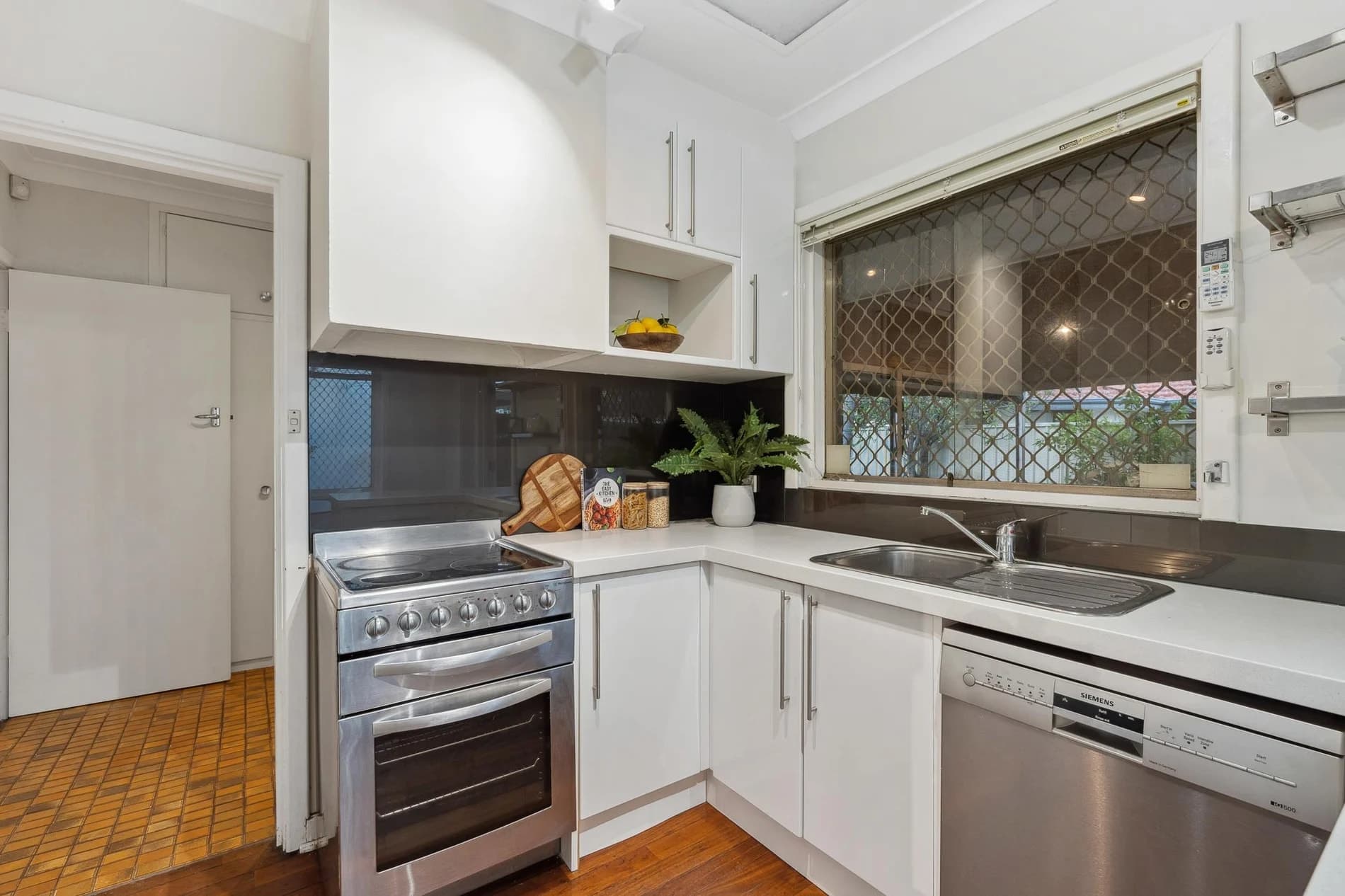 6/27 Falkirk Avenue, MAYLANDS WA 6051, Dianella - Thumbnail 6