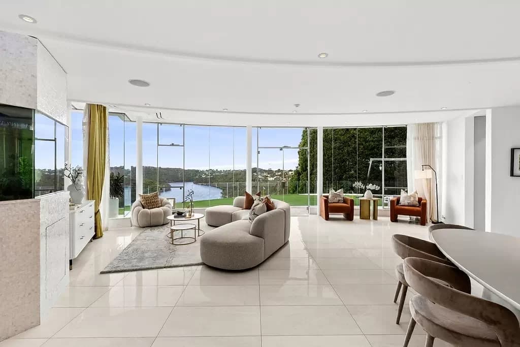 47-49 Neerim Road, Castle Cove - Thumbnail 3