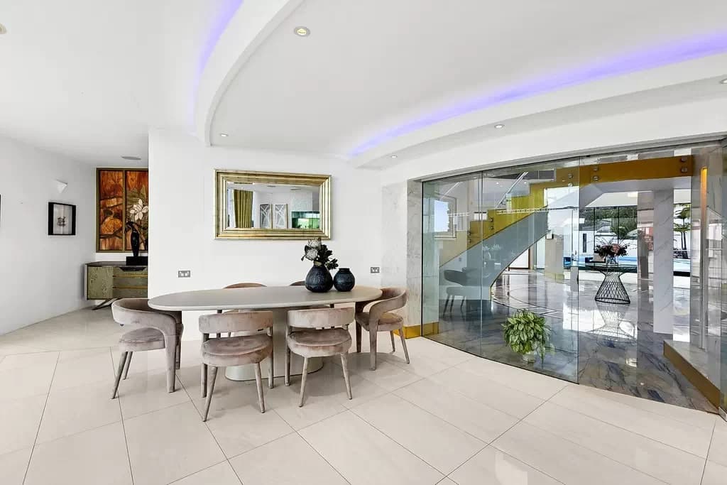 47-49 Neerim Road, Castle Cove - Thumbnail 5