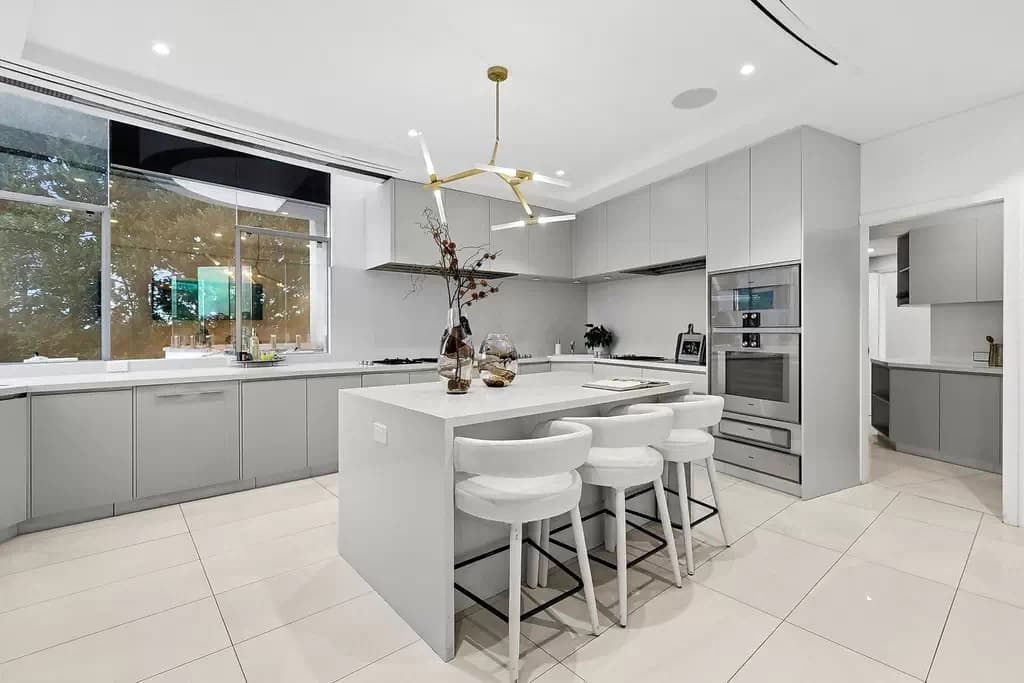 47-49 Neerim Road, Castle Cove - Thumbnail 6