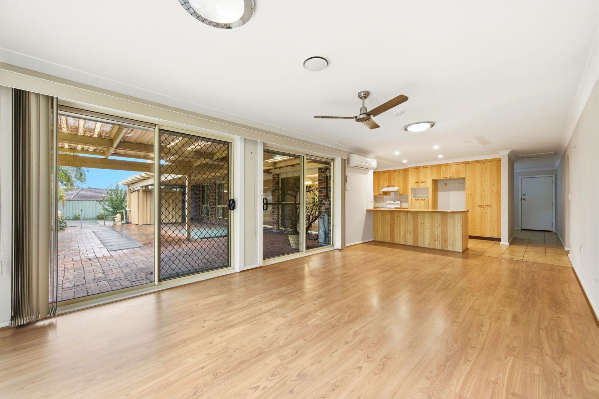 24 Benalla Avenue Kellyville NSW, Kellyville - Thumbnail 4