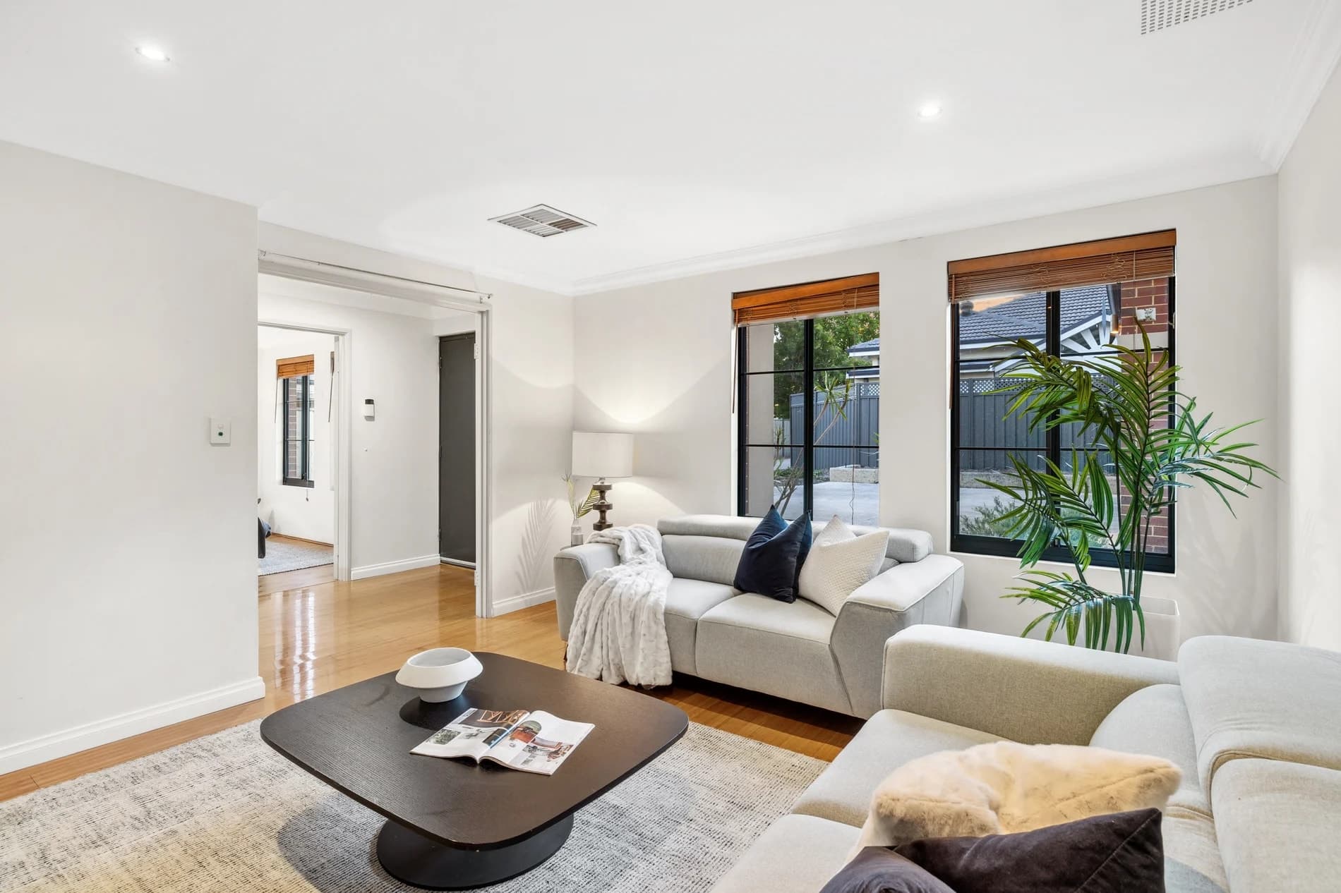 6/27 Falkirk Avenue, MAYLANDS WA 6051, Bedford - Thumbnail 2