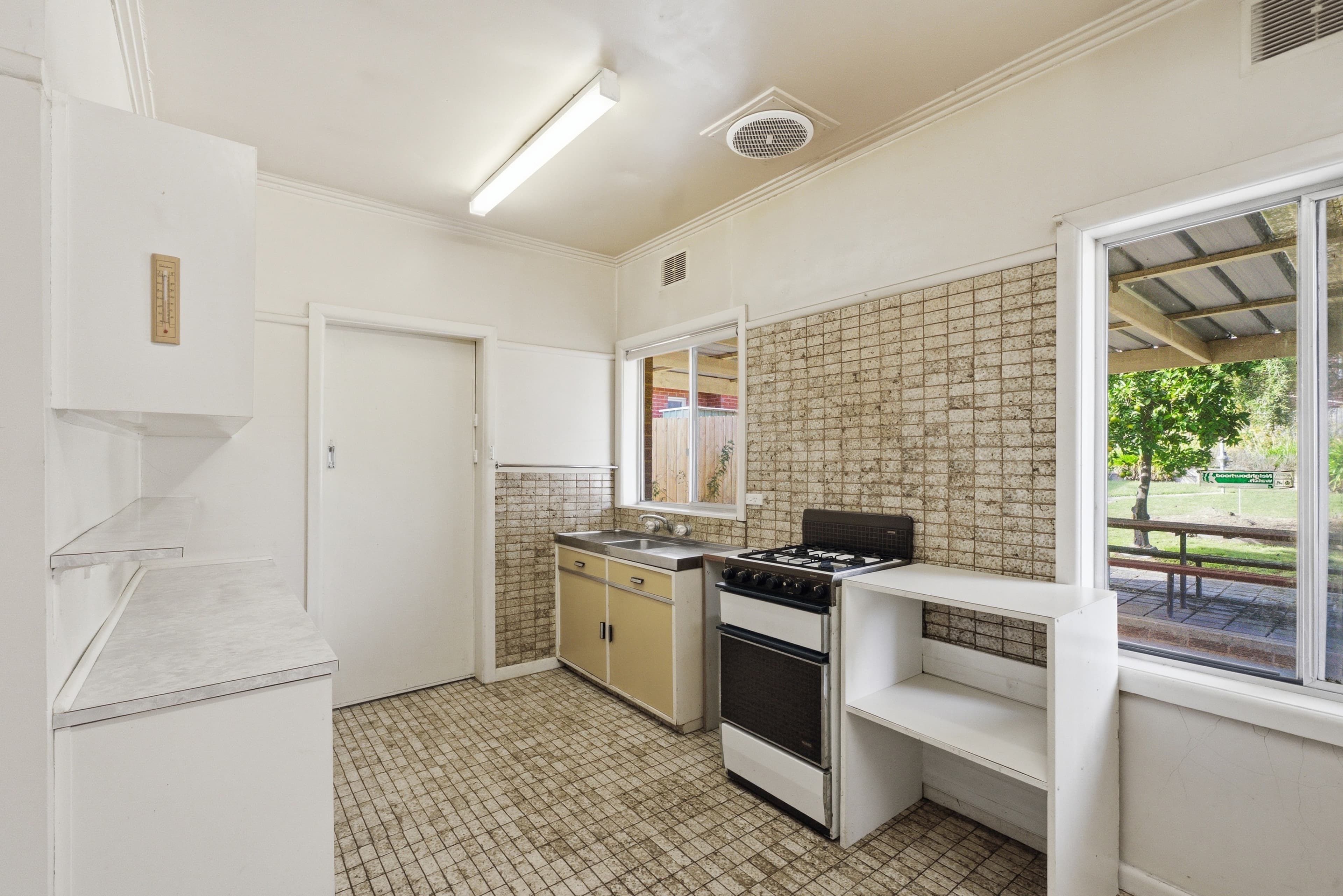 62 Ashwood Drive, Ashwood - Thumbnail 6