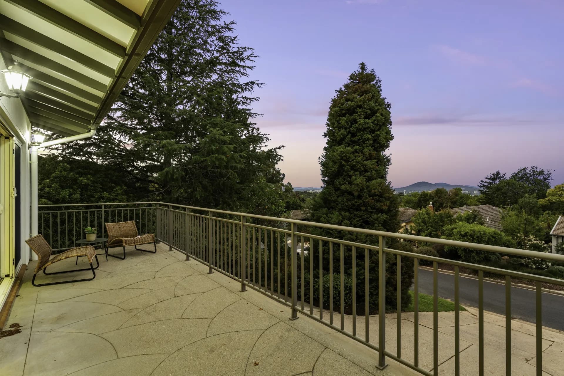 83 Endeavour Street, Red Hill, ACT, Red Hill - Thumbnail 2