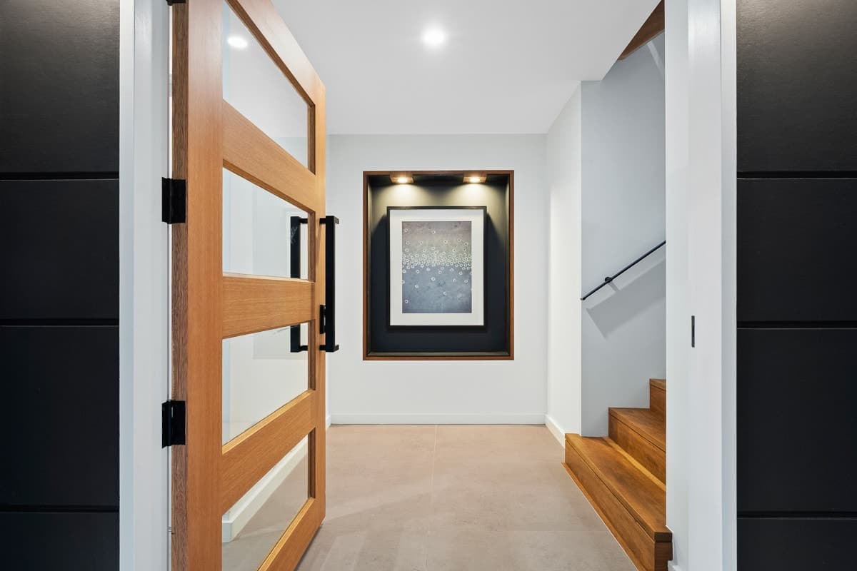 65 Macrossan Avenue, Norman Park - Thumbnail 2