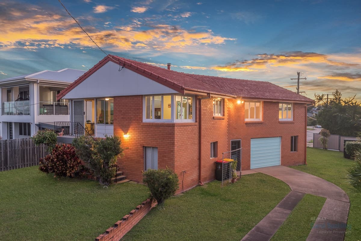 11 Mayfair Street, Carina - Image 1