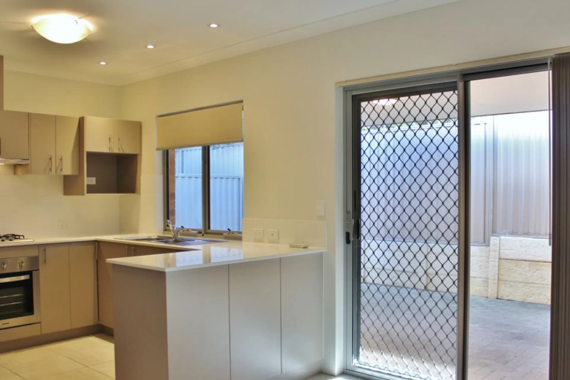 18B Nineham Avenue, Spearwood, WA, Spearwood - Thumbnail 3